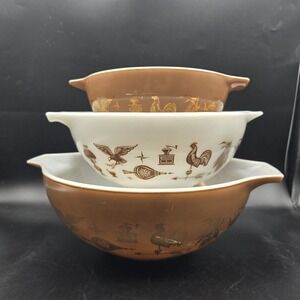 Vintage Set of 3 Pyrex‎ Early American Cinderella Nesting Mixing Bowls 442-444